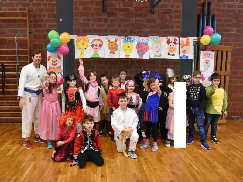 Gruppenbild beim Fasching